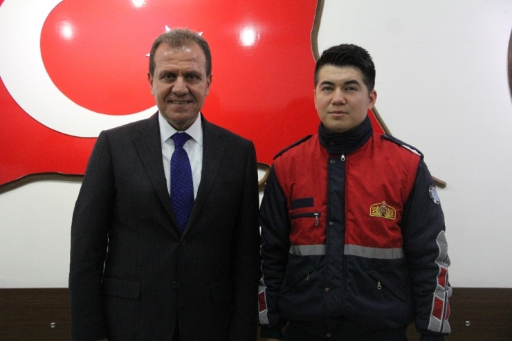 Azize Çelik’i Kurtaran İtfaiye Eri: “O El, Umudun Eli Oldu”