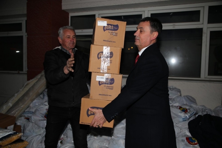 Elazığ Ve Malatya İçin Gölbaşı Tek Yürek Oldu