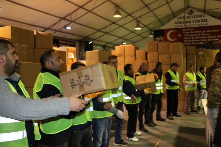 Kartal’dan Elazığ’a Yardım Tırı Yola Çıktı