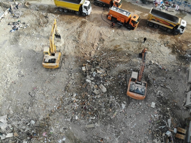 10 Kişinin Hayatını Kaybettiği Dilek Apartmanında Enkaz Çalışması