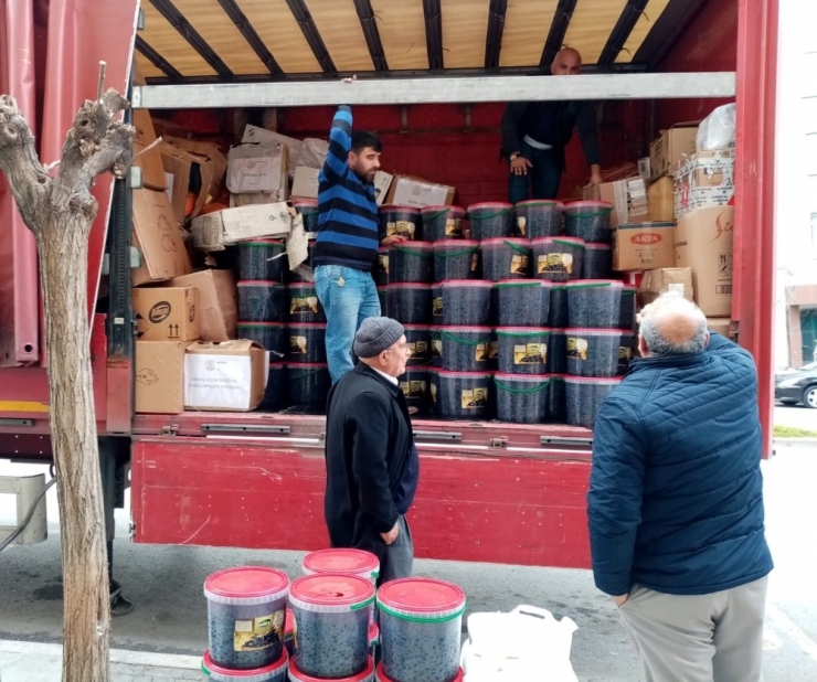 Aliağa’dan Deprem Bölgesine Yardım Tırı Yola Çıktı