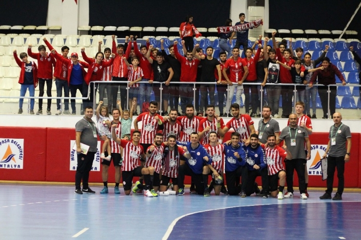 Parkenin Akrepleri Beşiktaş Karşısında