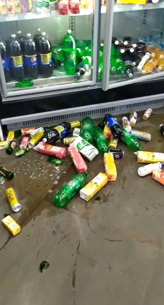 Manisa’daki Deprem Güvenlik Kameralarına Yansıdı