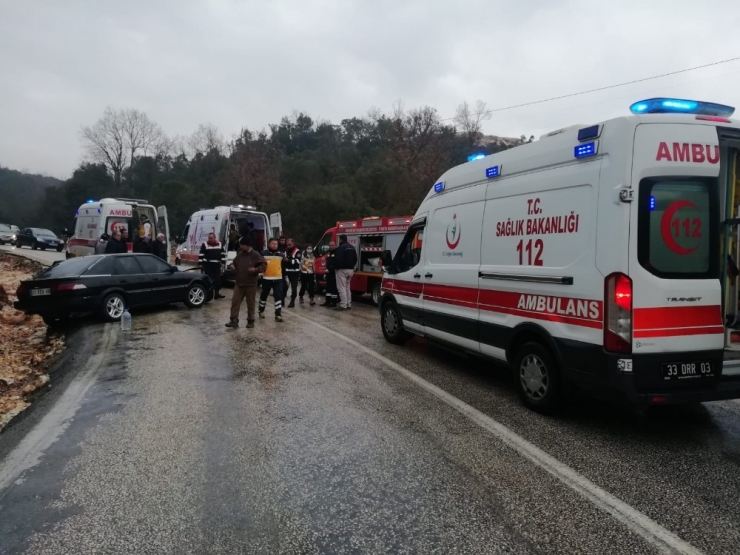 Mersin’de Piknik Dönüşü Kaza: 9 Yaralı