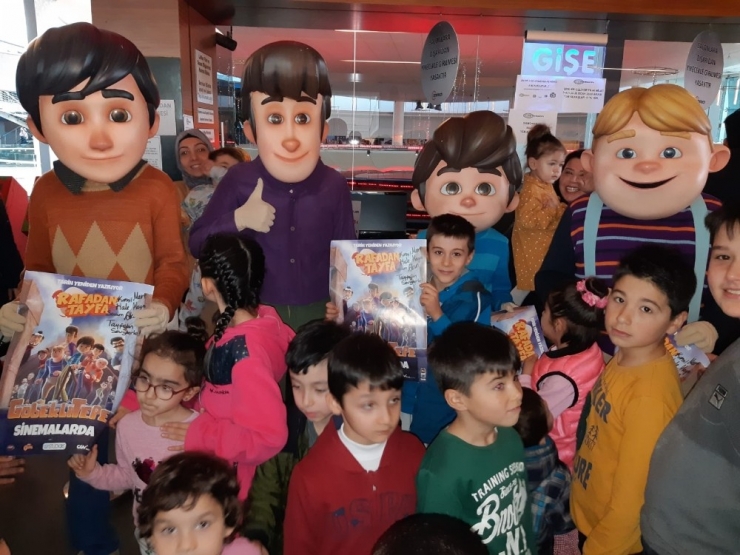 Rafadan Tayfa Göbeklitepe Karakterlerine Bursa’da Büyük İlgi