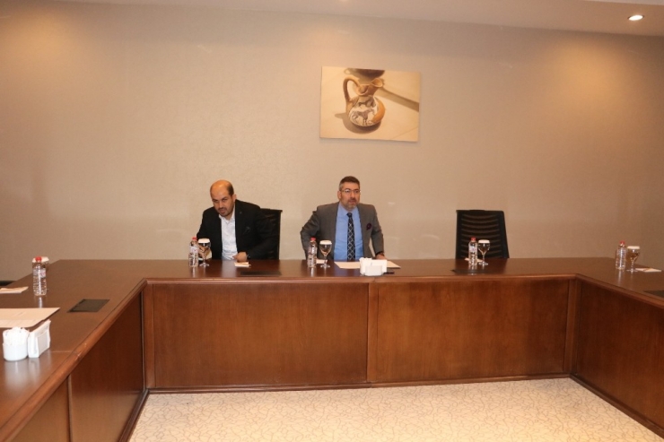 Depremzedeler İçin Otel Hizmeti