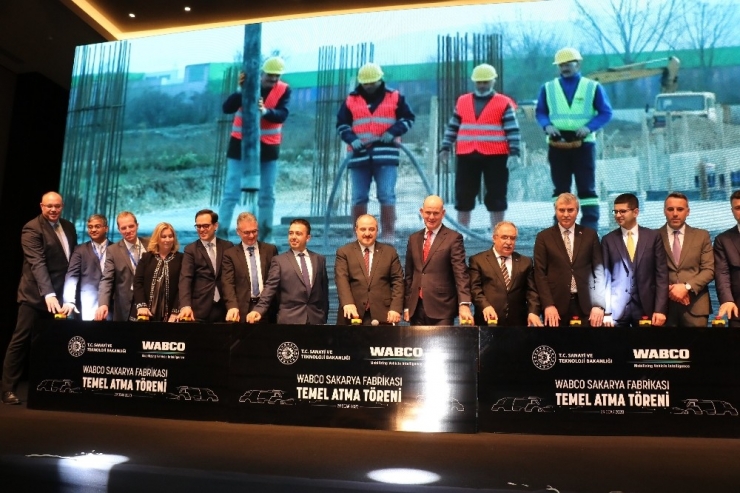 Wabco’nun Türkiye’deki İlk Fabrikasının Temel Atma Töreninde Konuşan Bakan Varank:
