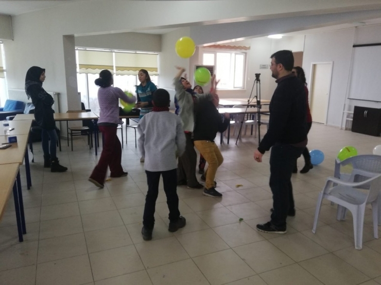 Depremzede Çocuklara Özel Psikolojik Destek