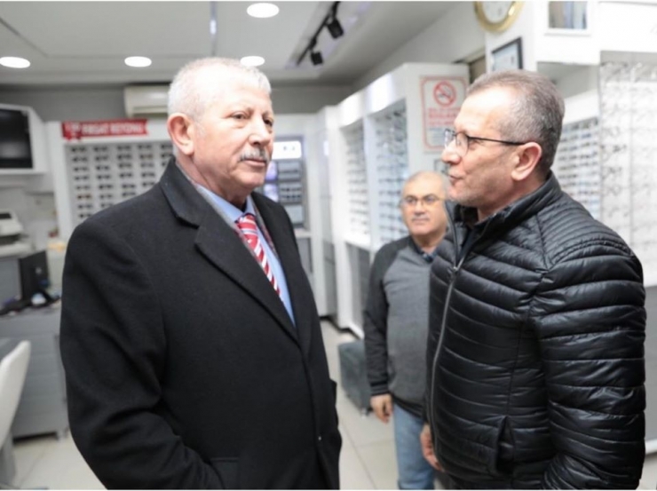 Başkan Sarı, Her Fırsatta Esnafları Esnafı Ziyaret Ediyor