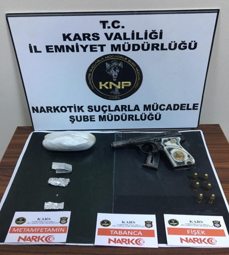 İran Uyruklu Bir Kişinin Mide Ve Bağırsağından Uyuşturucu Çıktı