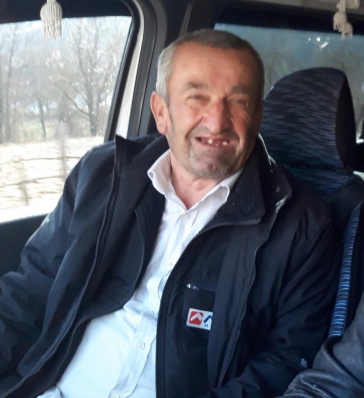 Ticari Aracın Çarptığı Yaya Hayatını Kaybetti