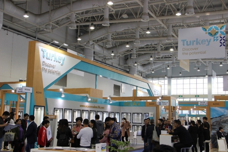 Korona Virüsü Dünyanın En Büyük Fuarını Erteletti