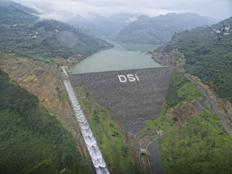 Trabzon’da Taşkın Riski Azaltılıyor