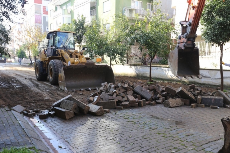 Efeler’de Adnan Menderes Mahallesi Yenileniyor