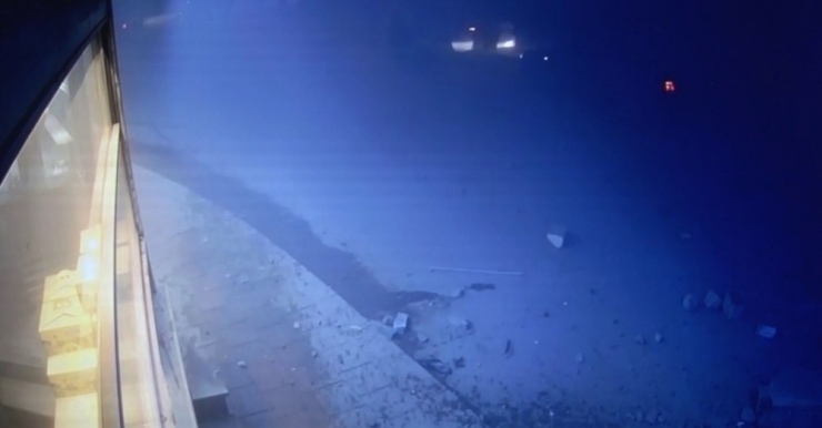 Depremde 11’kişinin Öldüğü 2 Binanın Yıkılma Anları Kameralarda