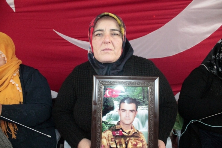 Deprem Bölgesini Ziyaret Eden Evlat Nöbetindeki Aileler İzlenimlerini Anlattı