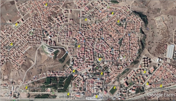 Gediz’de Toplanma Ve Geçici Barınma Alanları Belirlendi
