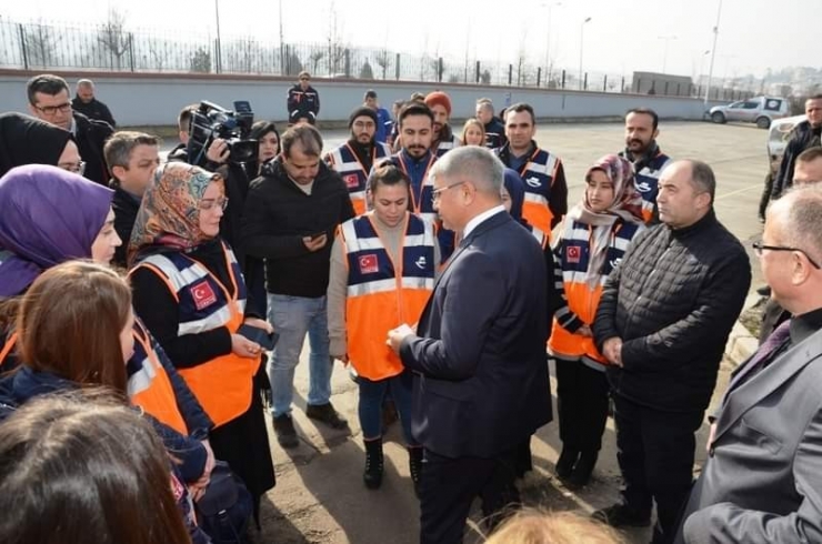 Karabük Depremzedelerin Yaralarını Sarmaya Devam Ediyor