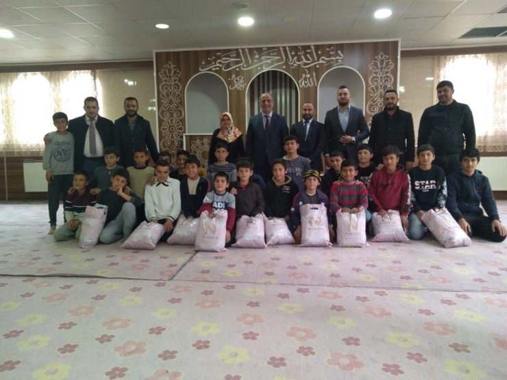 "Gençliğe Değer" Projesi