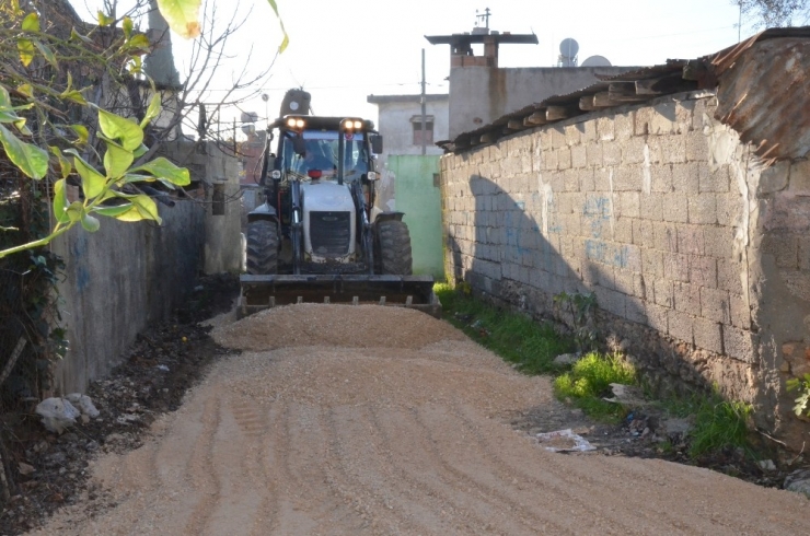 Yenice’de, Büyükşehir Belediyesinin Altyapı Çalışmaları Sürüyor