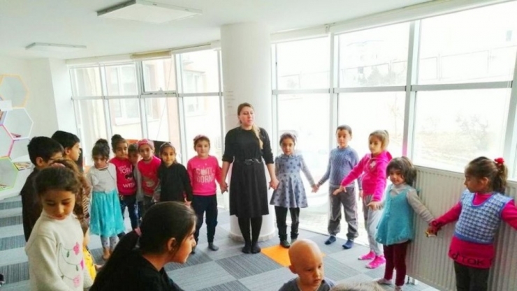 Depremzede Öğrencilere Psikolojik Destek