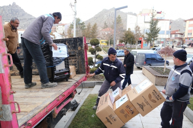 1 Ton Sucuk Deprem Bölgesine Gönderildi