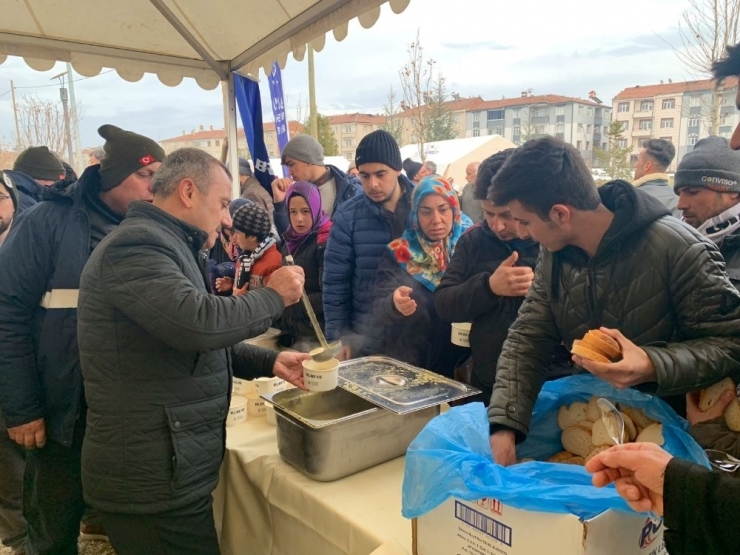 Vali Sonel’den Elazığ’da Gönüllülük Çalışmasına Destek