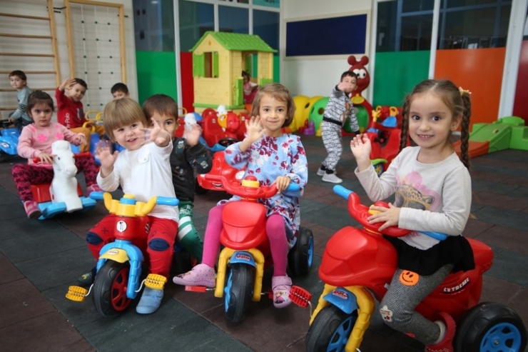 Yüreğir Belediyesinden Kreş Açılışı