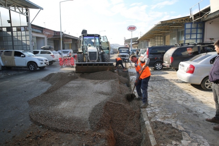 Altınordu’da Alt Yapıya Neşter