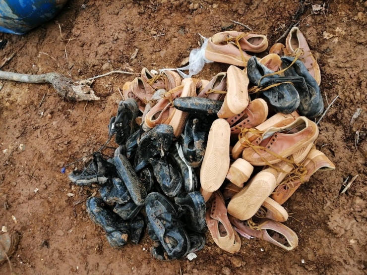 Bitlis’te 200 Elektrikli Fünye Ve 3 Telsiz Bağlantılı Düzenek Ele Geçirildi