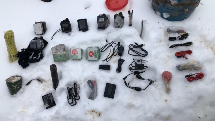 Bitlis’te 200 Elektrikli Fünye Ve 3 Telsiz Bağlantılı Düzenek Ele Geçirildi