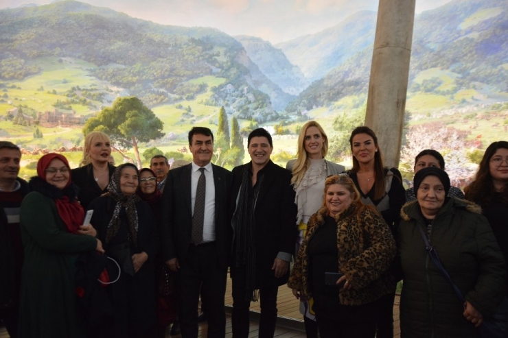 Ünlü Oyuncular 1326 Bursa Fetih Müzesi’ne Hayran Kaldı