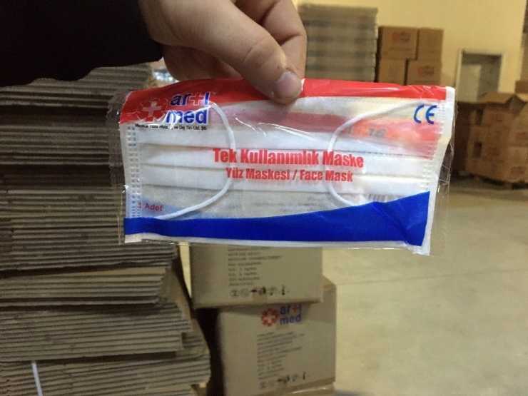 Türkiye’de Maskelere Olan Talep Arttı, Tükenme Noktasına Geldi