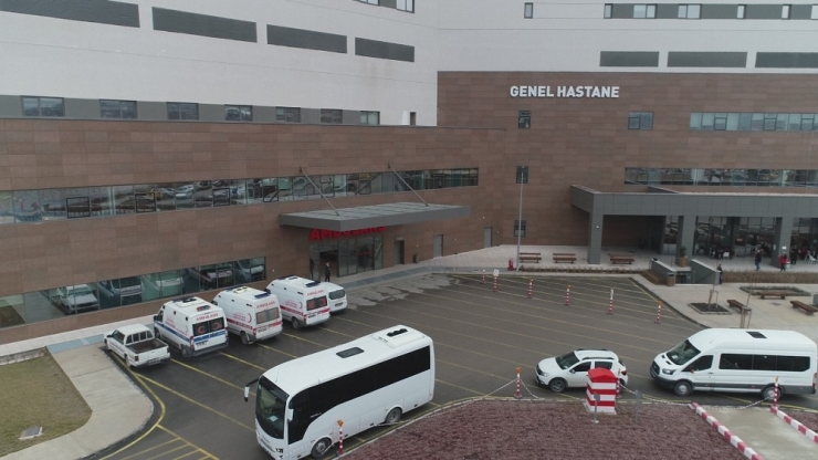 Elazığ’da Depremin Yükünü Şehir Hastanesi Kaldırdı