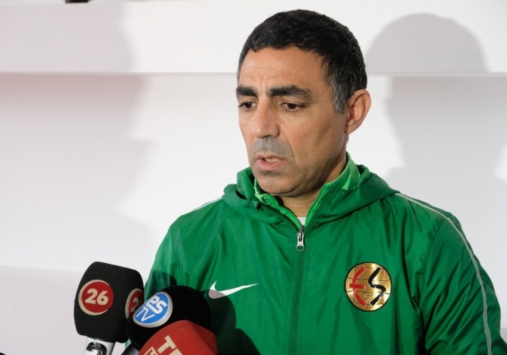 Mustafa Özer: “Yakaladığımız Pozisyonları Etkili Kullanırsak Bursa’dan Puan Ve Puanlar Alabiliriz”