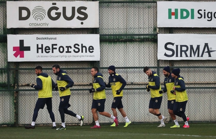 Hasan Ali Kaldırım Takımla Çalıştı