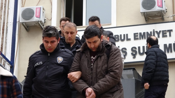 4’ü Kadın 15 Fetö Şüphelisi Adliyeye Sevk Edildi