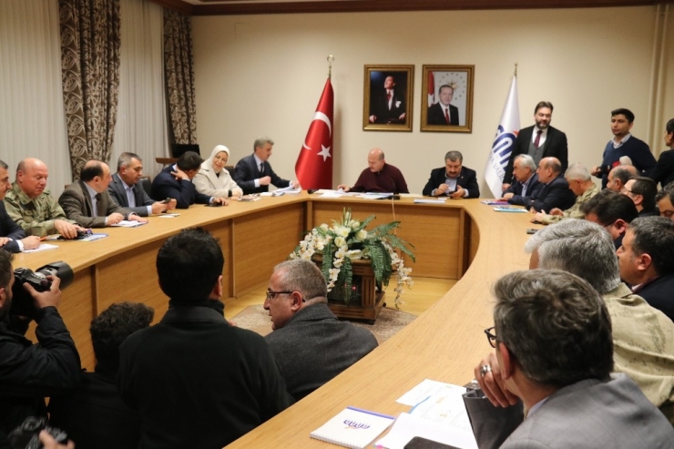 Bakan Soylu Ve Bakan Koca’dan Deprem Değerlendirmesi