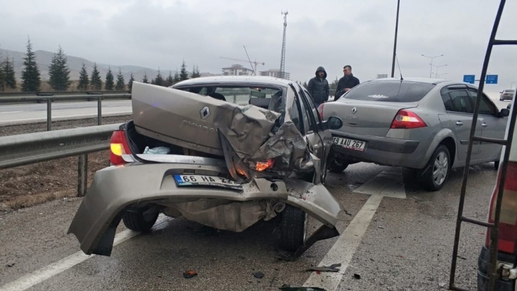 Kırıkkale’de İki Ayrı Trafik Kazası: 7 Yaralı