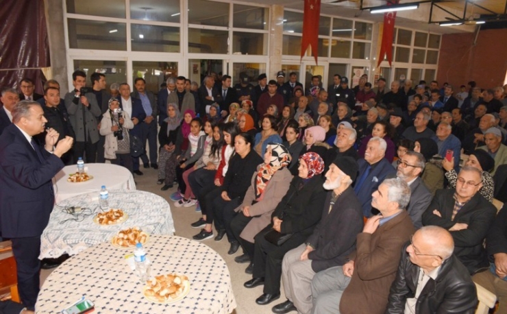 Vali Su, Vatandaşlarla Bulaşarak Sorun Ve Taleplerini Dinledi