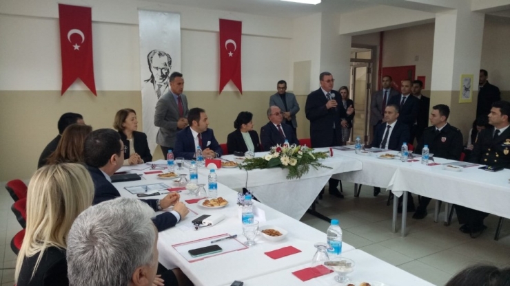 Vali Civelek, Datça’da İncelemelerde Bulundu