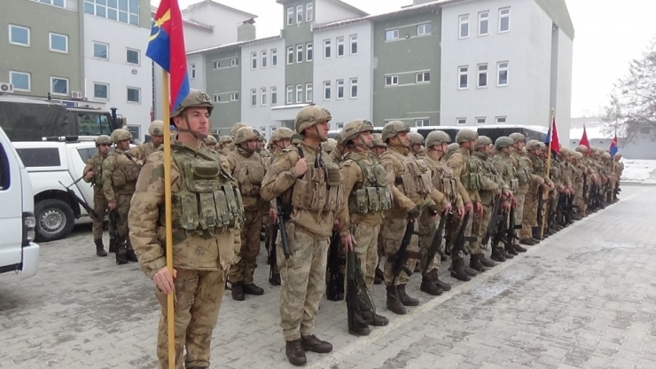 Teröre Göz Açtırmayan Jöh’ler Depremzedelere Desteğe Gönderildi