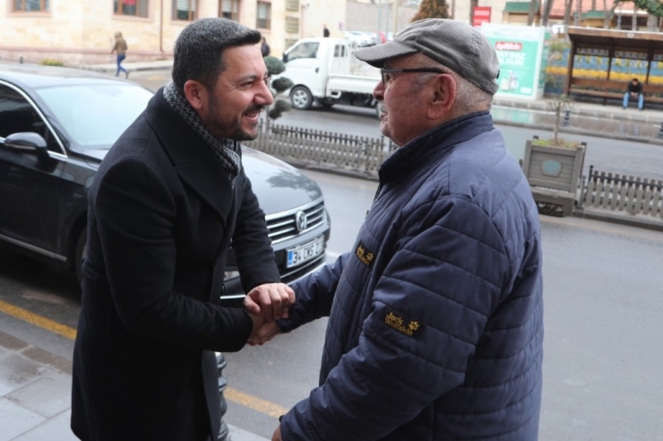 Belediye Başkanı Rasim Arı, Esnaf Ziyaretlerinde Bulundu
