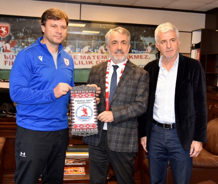 Rektör Bilgiç’ten Samsunspor’a Destek