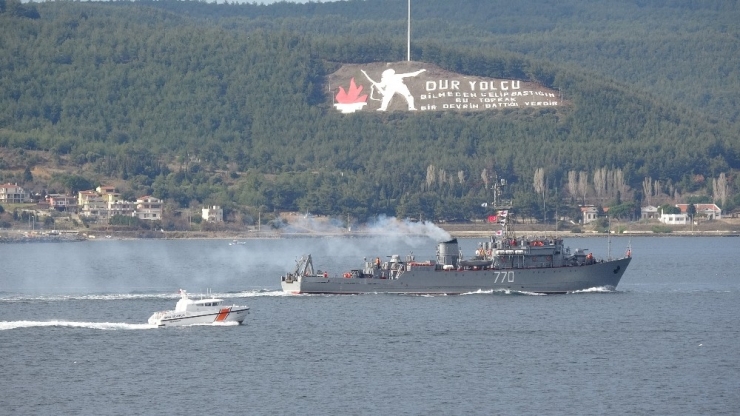 Rus Askeri Gemileri Çanakkale Boğazı’ndan Peş Peşe Geçti