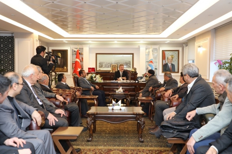 Talas Muhtarlarından Başkan Palancıoğlu’na Ziyaret