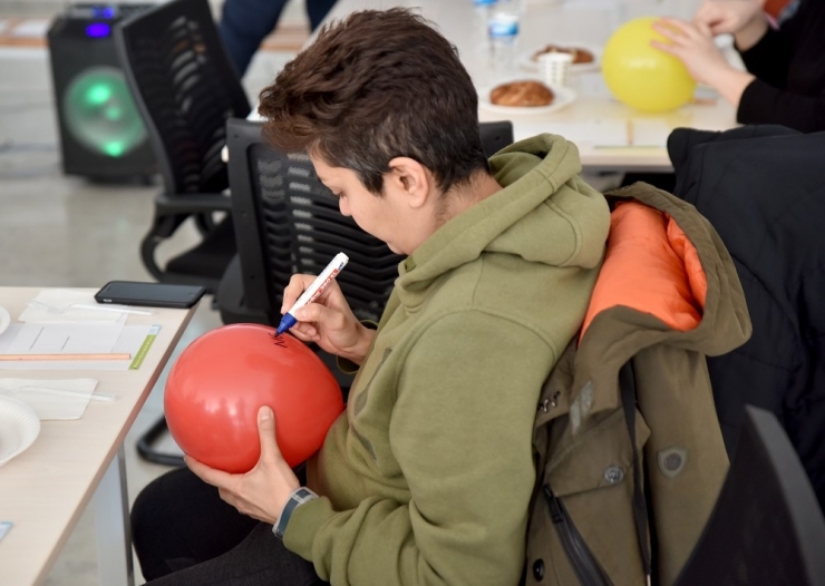 Tepebaşı Sosyal Kuluçka Merkezi’nde Fikir Atölyesi