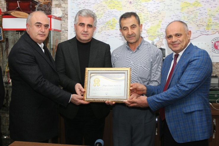 Yahyalı’da ’Altın İşletme Ödülleri’ Dağıtılmaya Başlandı