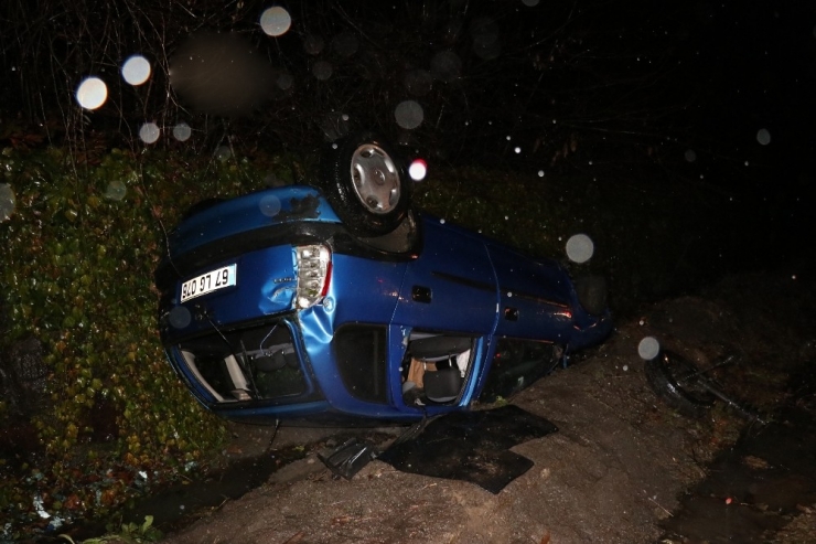 Zonguldak’ta Otomobil Takla Attı: 3 Yaralı