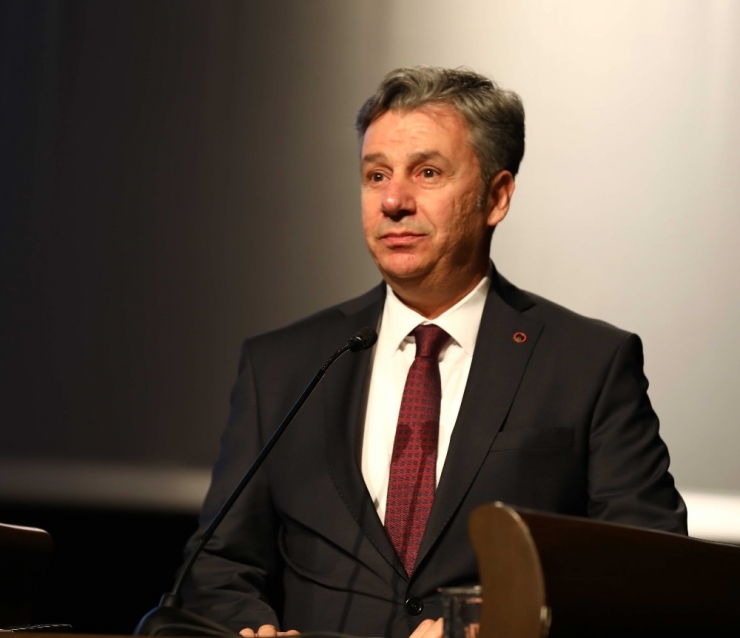 565 İntörn Mühendis Daha Sahada